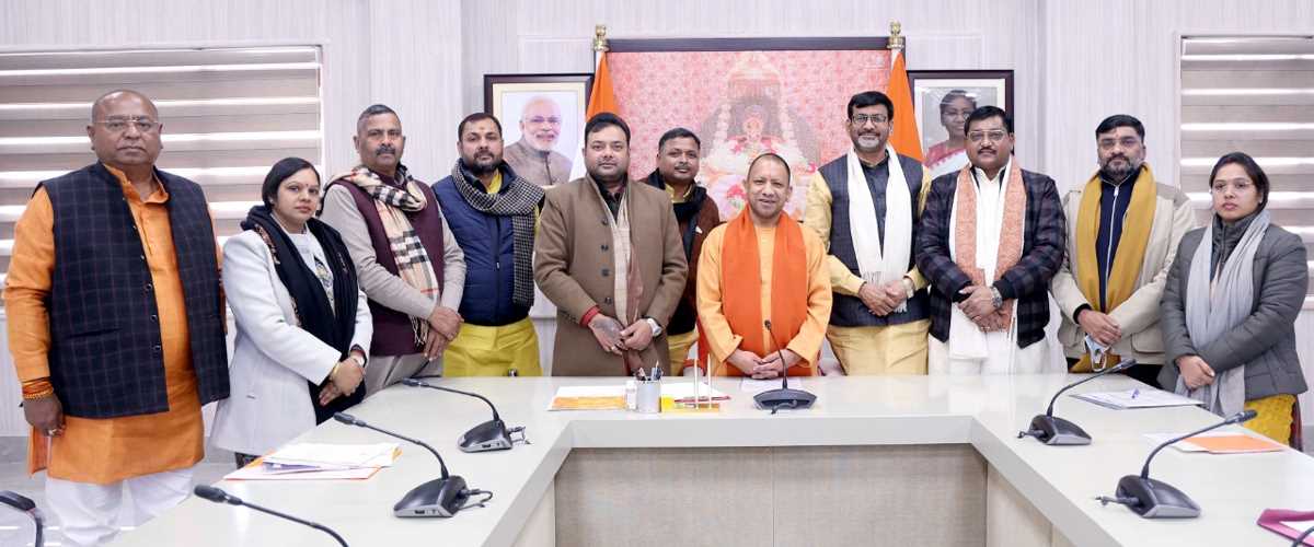 चित्रकूट में पोटेंशियल है, लैंडबैंक है, संभावनाएं हैं, निवेशकों से मिलें जनप्रतिनिधि, बताएं अपनी खूबियां : मुख्यमंत्री